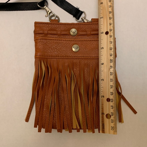 Roxy Cute Crossbody Fringe Bag Brown - Picture 4 of 8